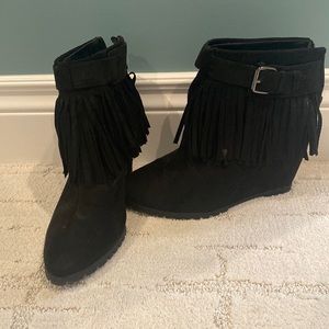 Like New Black Fringe Qupid Ankle Boot/Bootie - Size 7.5